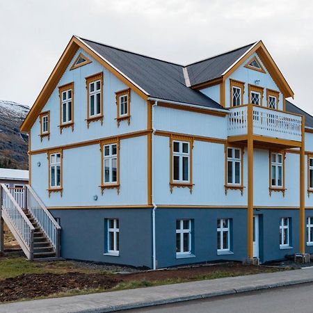 Undiraldan - Steinholt, Old Music School Apartamento Seyðisfjörður Exterior foto